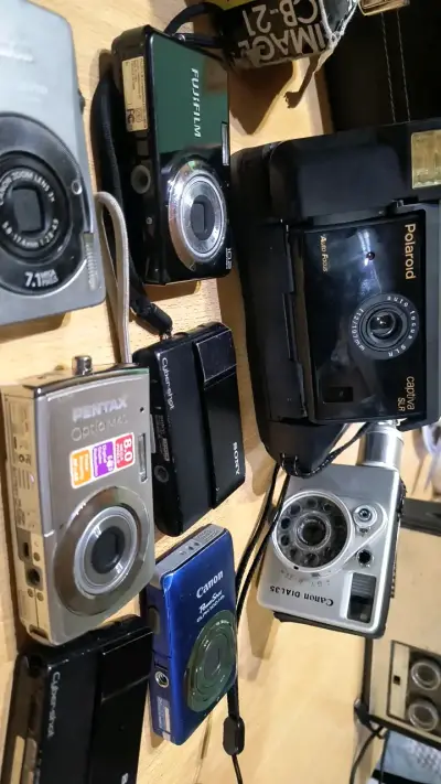 Lote de cámaras digitales variadas antiguas colecc - miniatura 2
