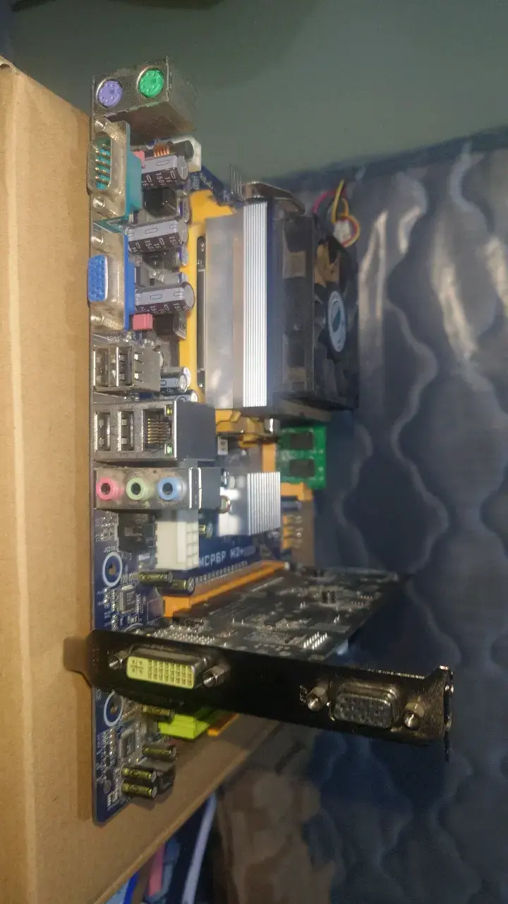 Placa Madre MCP6P M2+ 2gb ddr2 RETRO PC - 3