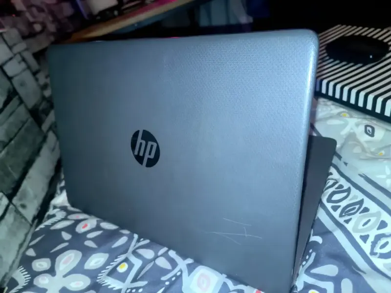 Notebook HP 14 pulgadas Windows 11 - 2