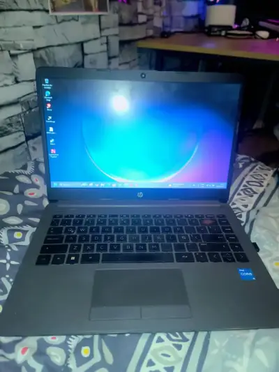 Notebook HP 14 pulgadas Windows 11 - miniatura 3