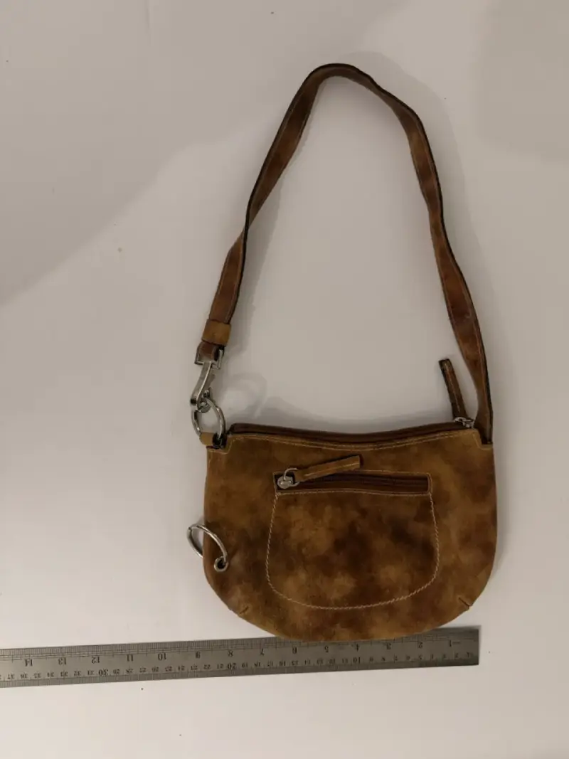 Cartera de cuero marrón con correa ajustable - 2