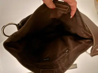 Bolso  marrón con asa ajustable - miniatura 3