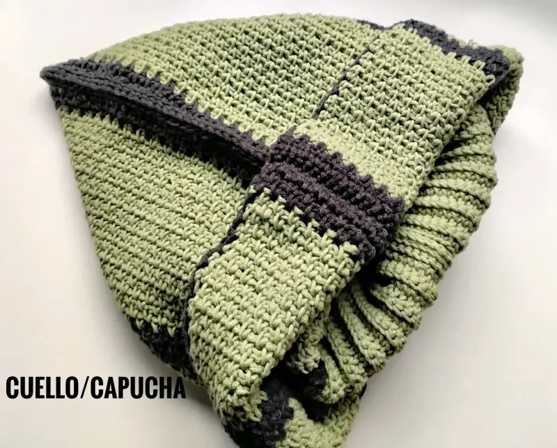 Cuello capucha tejido a mano, verde y gris - 4