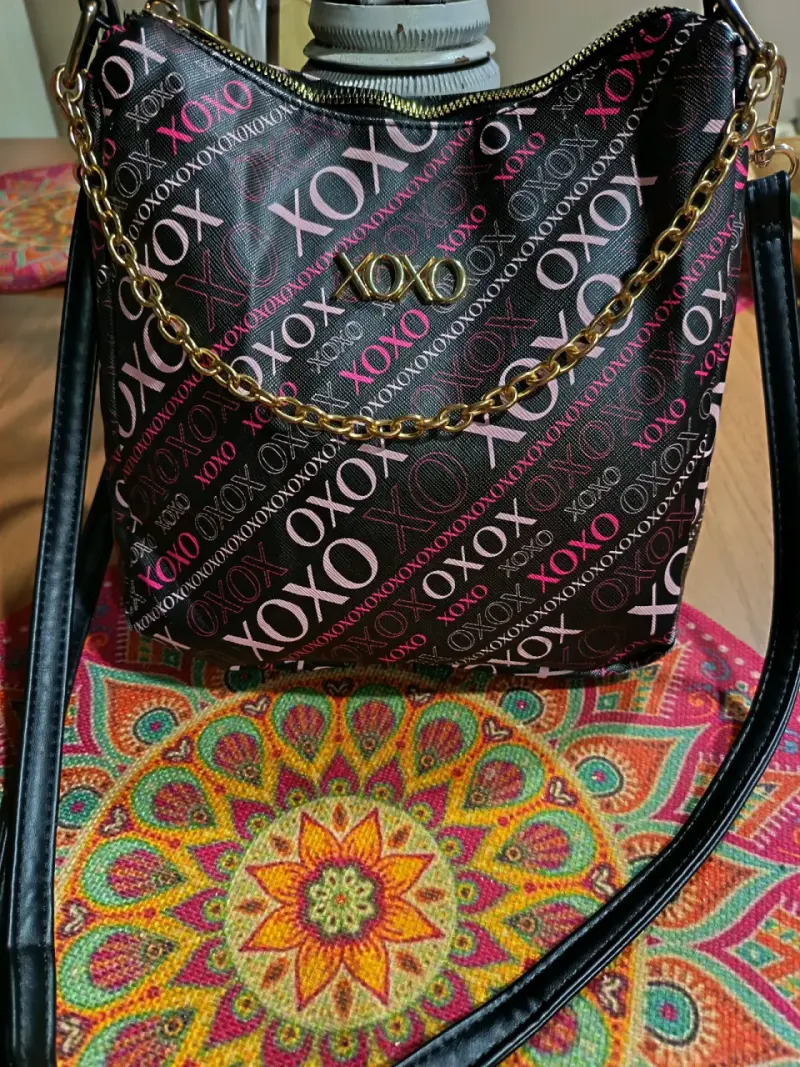 Croosbody XOXO con cadena dorada y Asa larga - 1