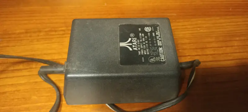 Computador Atari 800XL con accesorios originales - 3