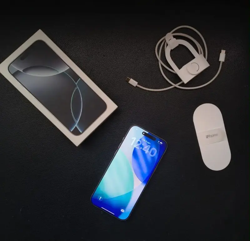 iPhone 16 Pro Max 256GB blanco (version esim) - 2