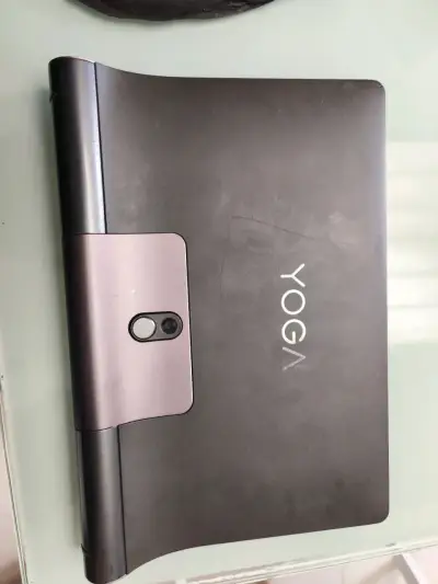 Tablet Lenovo Yoga YT-X705F con Android 10 - miniatura 2