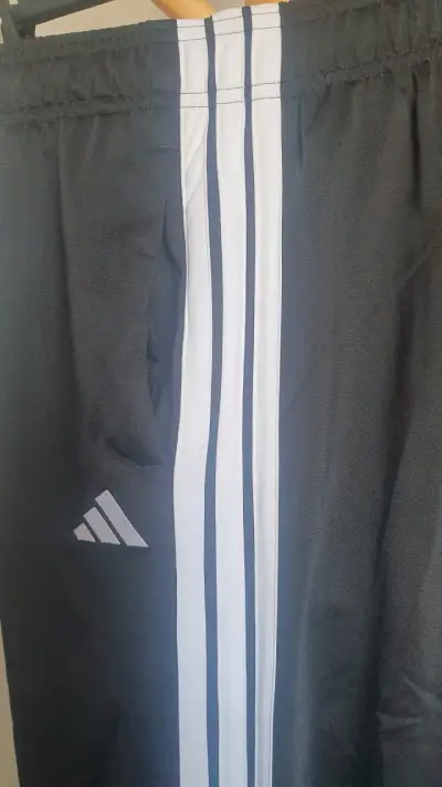 Buzo Adidas negro   L - miniatura 2