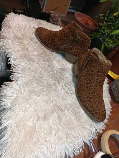 Botines de Leopardo con Cierre Lateral - miniatura 2