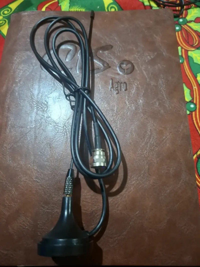 Mini Antena Digital HD para TV (Base Magnética) - 2