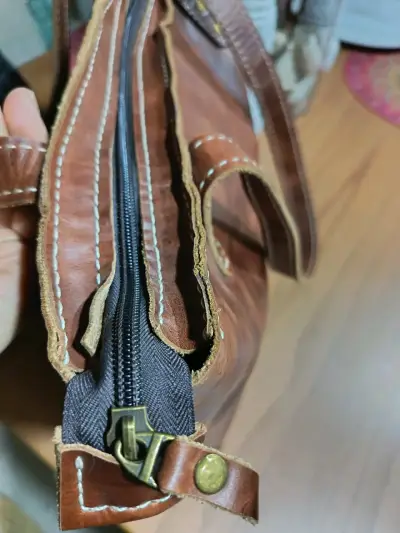 Bolso de 100% cuero marrón Lualca grande - miniatura 6