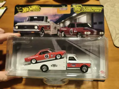 Hot Wheels Team Transport - miniatura 2