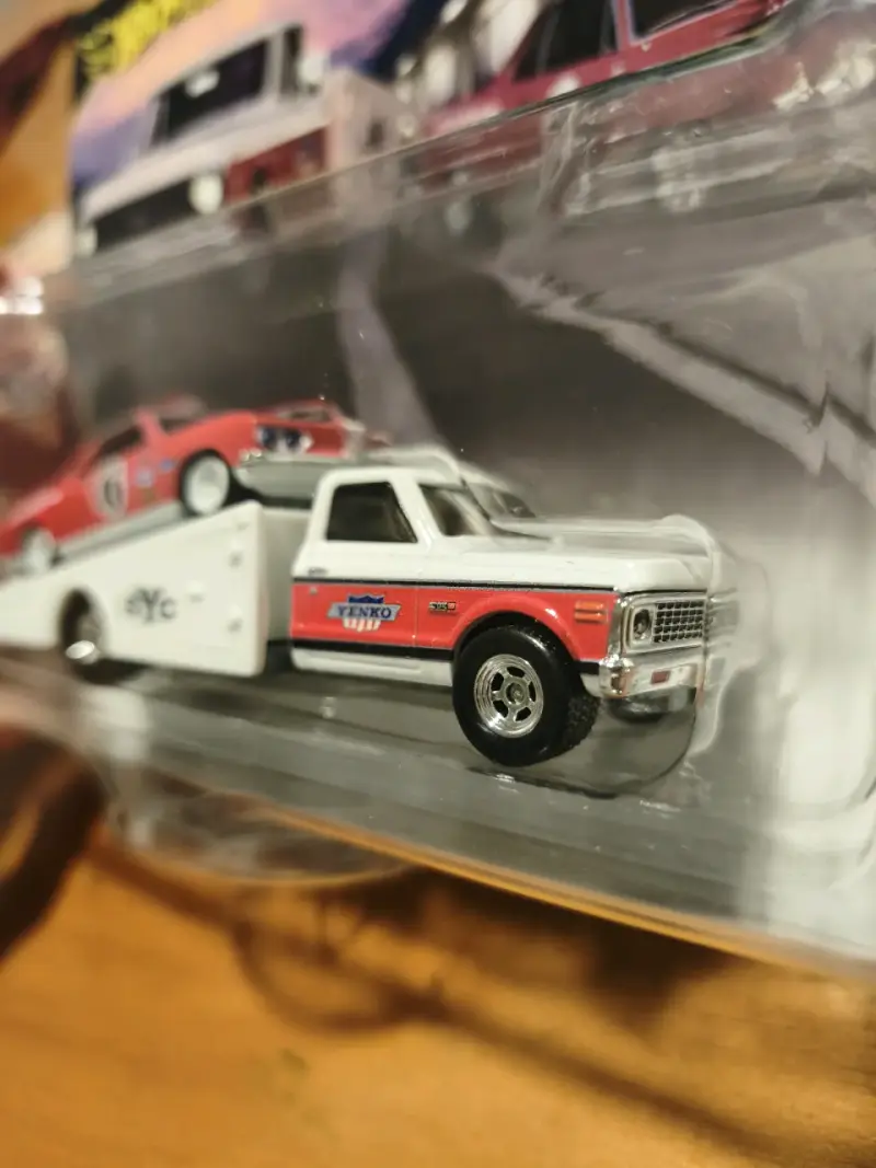 Hot Wheels Team Transport - 3