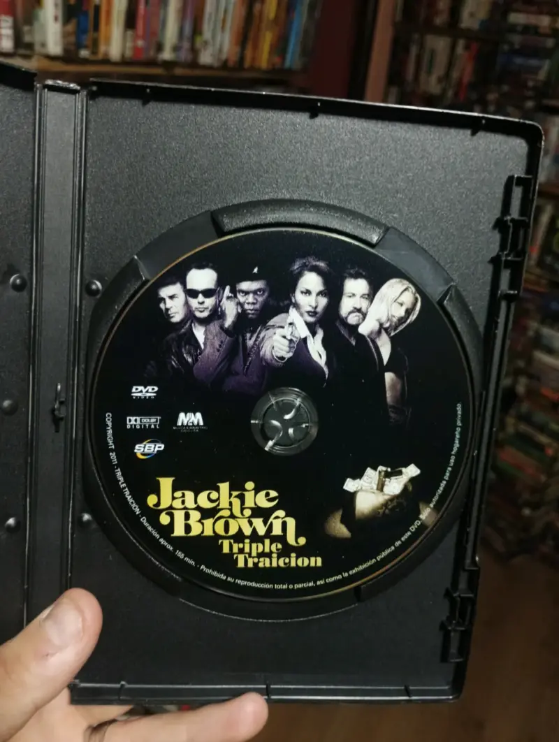 DVD Jackie Brown Triple Traición de Quentin Tarantino - 2
