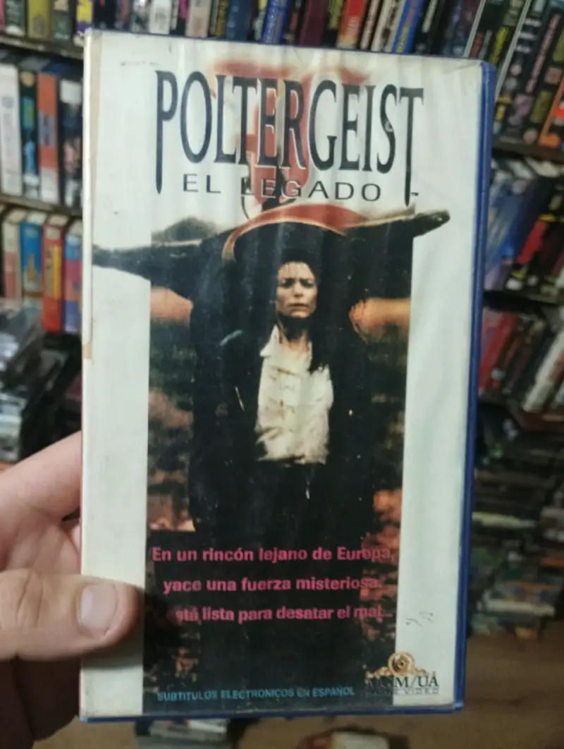 VHS Poltergeist El Legado en Español - 1
