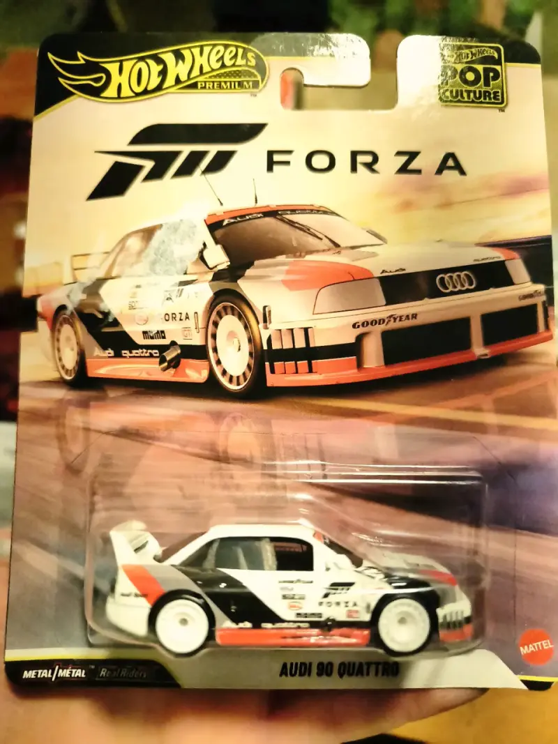 HotWheels Audi 90 Quattro Forza Edición Premium - 2