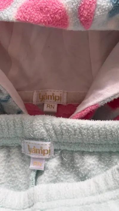 Conjunto de bebé polar con capucha - miniatura 3