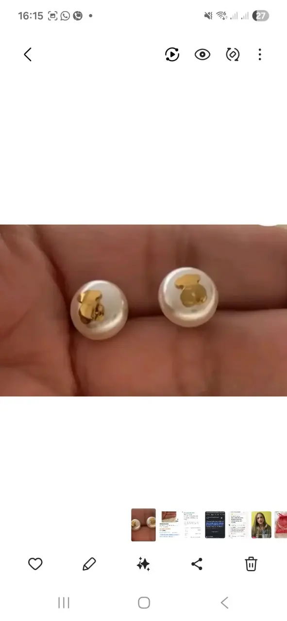 Aros de perlas con detalle dorado