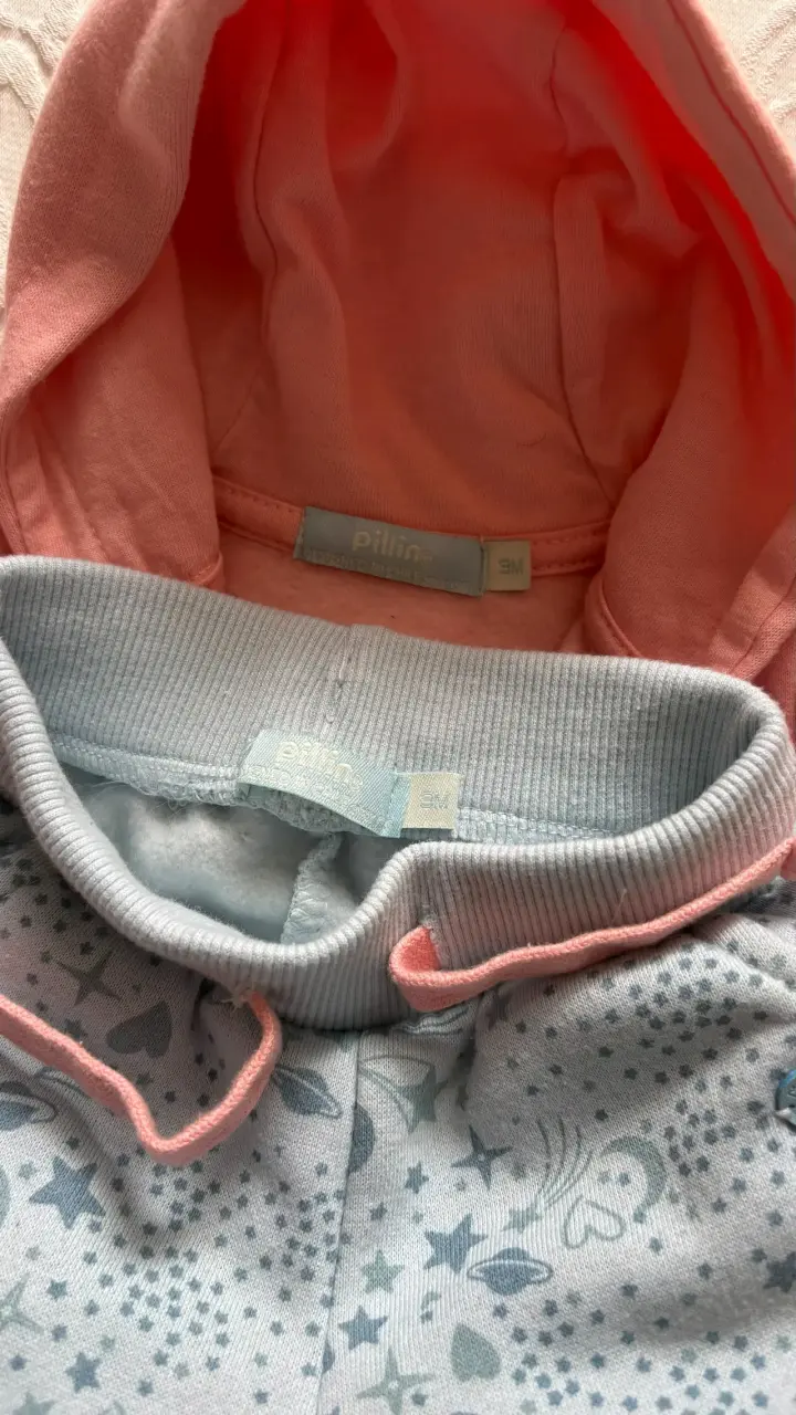 Conjunto de bebé Pillin rosado con capucha - 4