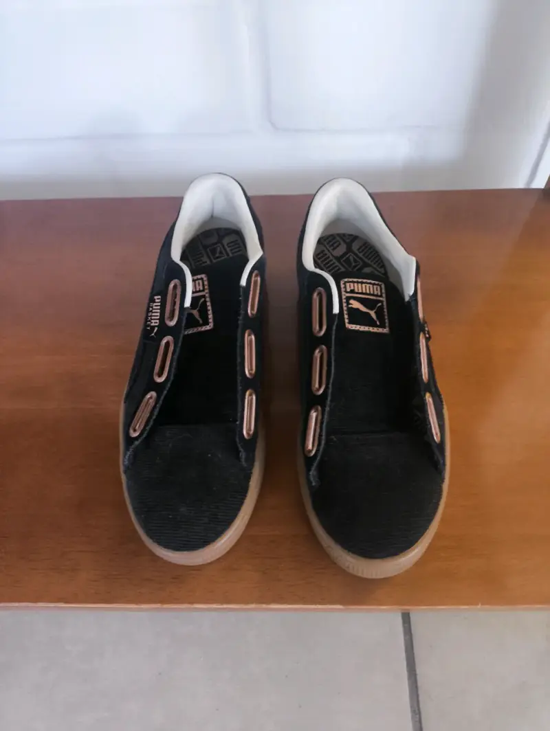 Zapatillas negras Puma sin cordones - 1