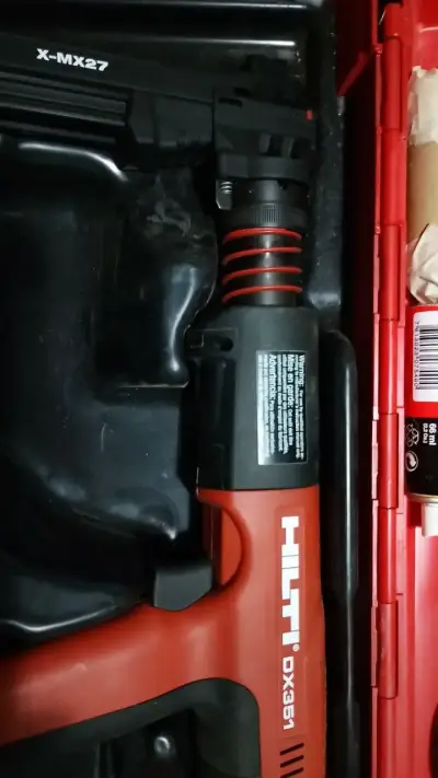 Herramienta de fijación Hilti DX 351 con accesorios - miniatura 1