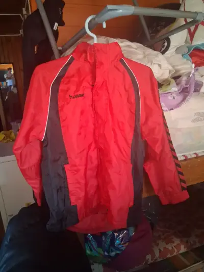 Chaqueta deportiva roja Hummel para hombre - miniatura 4
