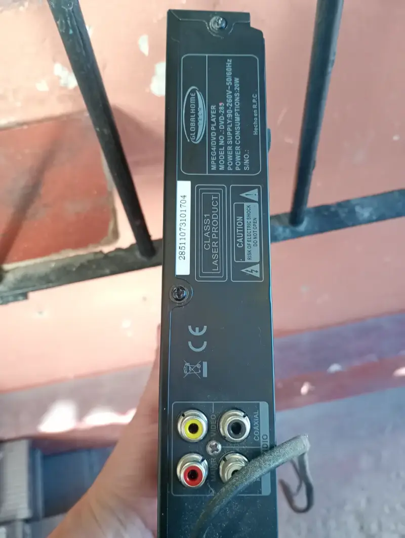 Reproductor de DVD Globalhome Tech con USB - 2