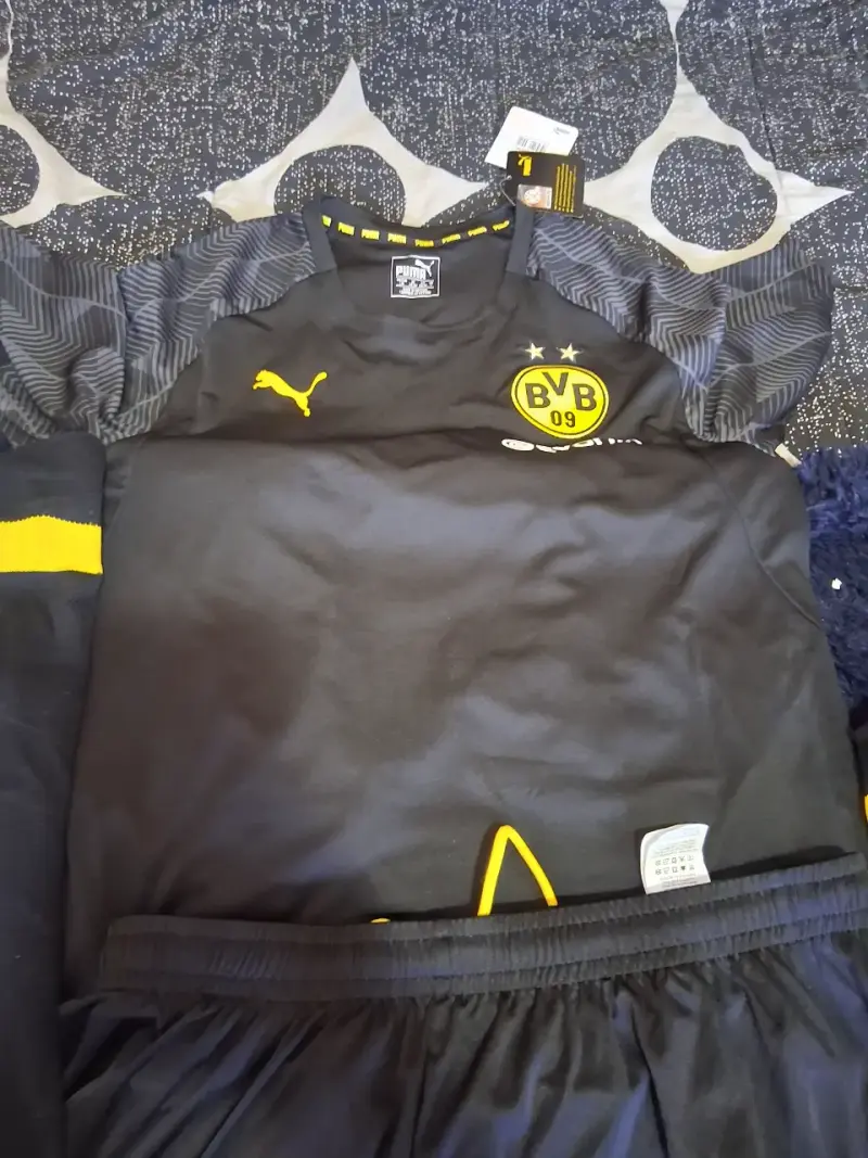Conjunto de fútbol Borussia Dortmund Puma - 2