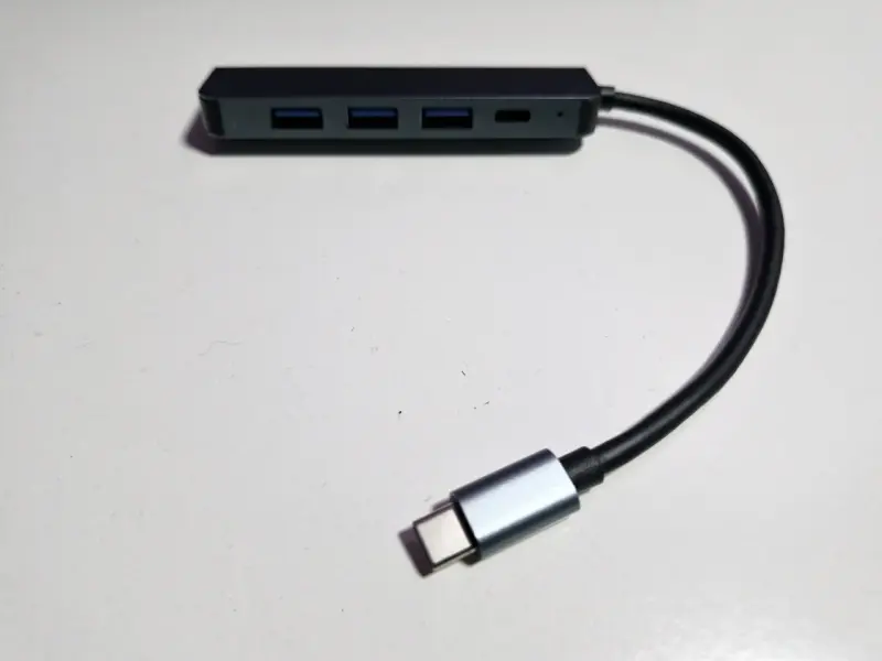 Adaptador USB-C a HDMI y USB 3.0 - 1