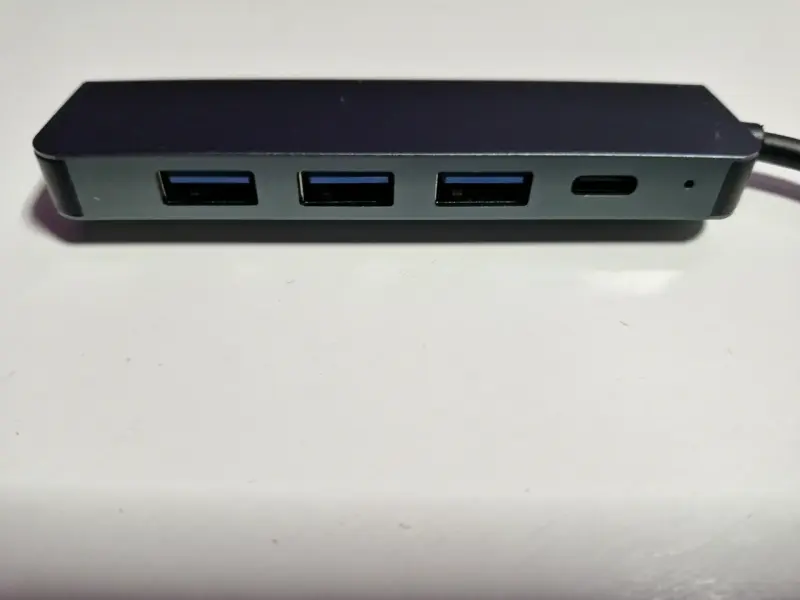 Adaptador USB-C a HDMI y USB 3.0 - 2