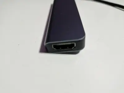 Adaptador USB-C a HDMI y USB 3.0 - miniatura 3