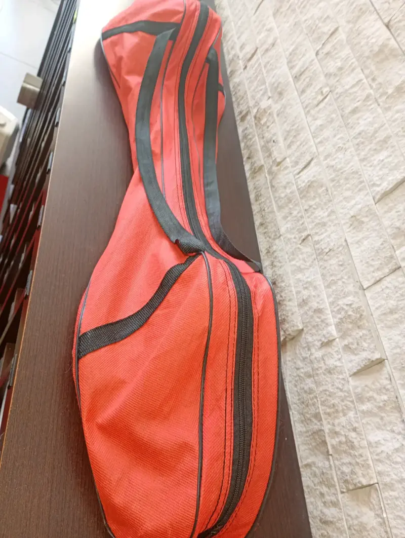 Patineta tipo waveboard roja con funda - 2