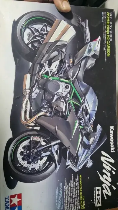 Maqueta de Moto Kawasaki Ninja H2 Carbon Tamiya - miniatura 1