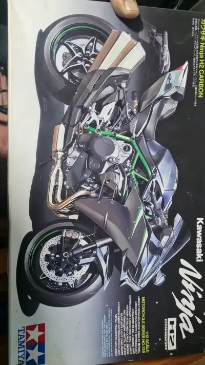 Maqueta de Moto Kawasaki Ninja H2 Carbon Tamiya - miniatura 3