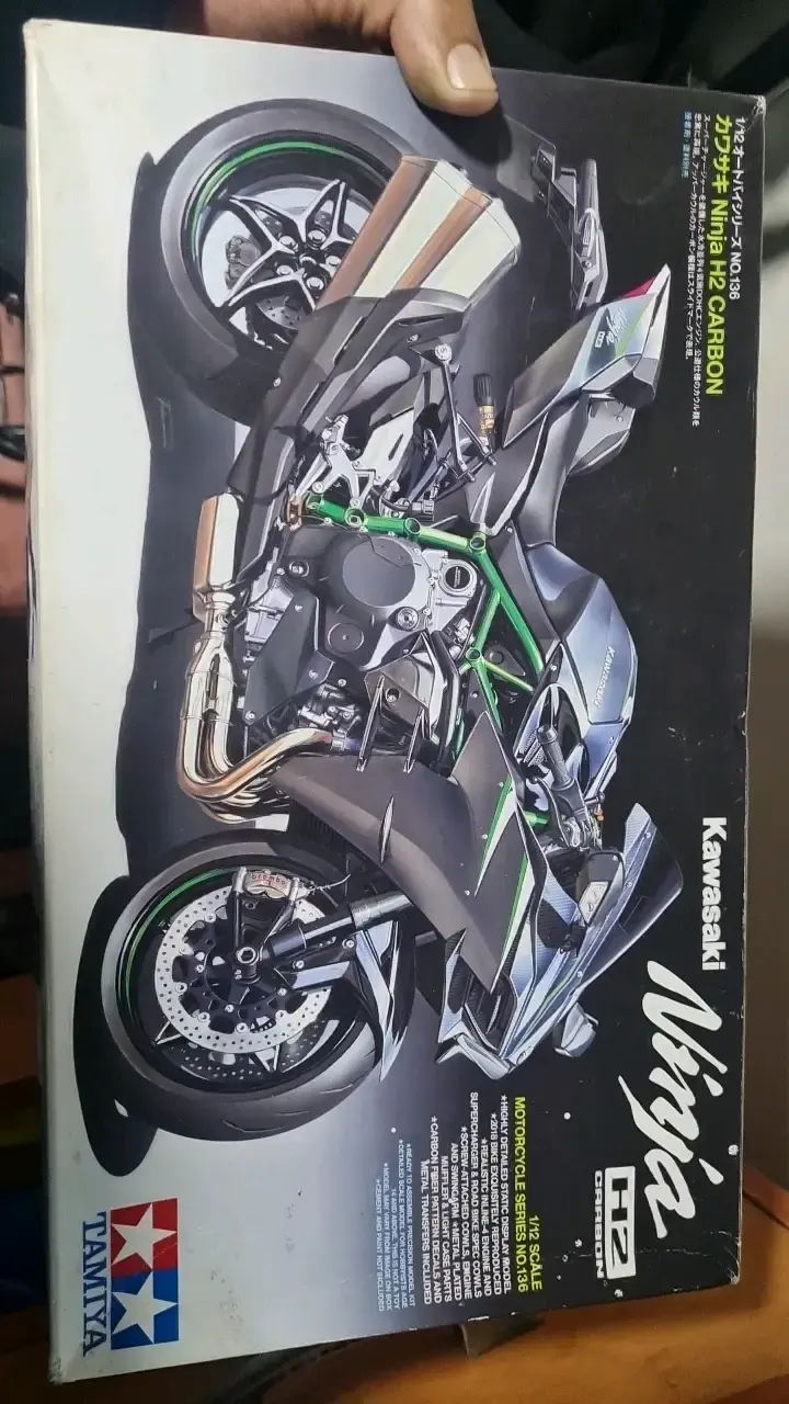 Maqueta de Moto Kawasaki Ninja H2 Carbon Tamiya - 4