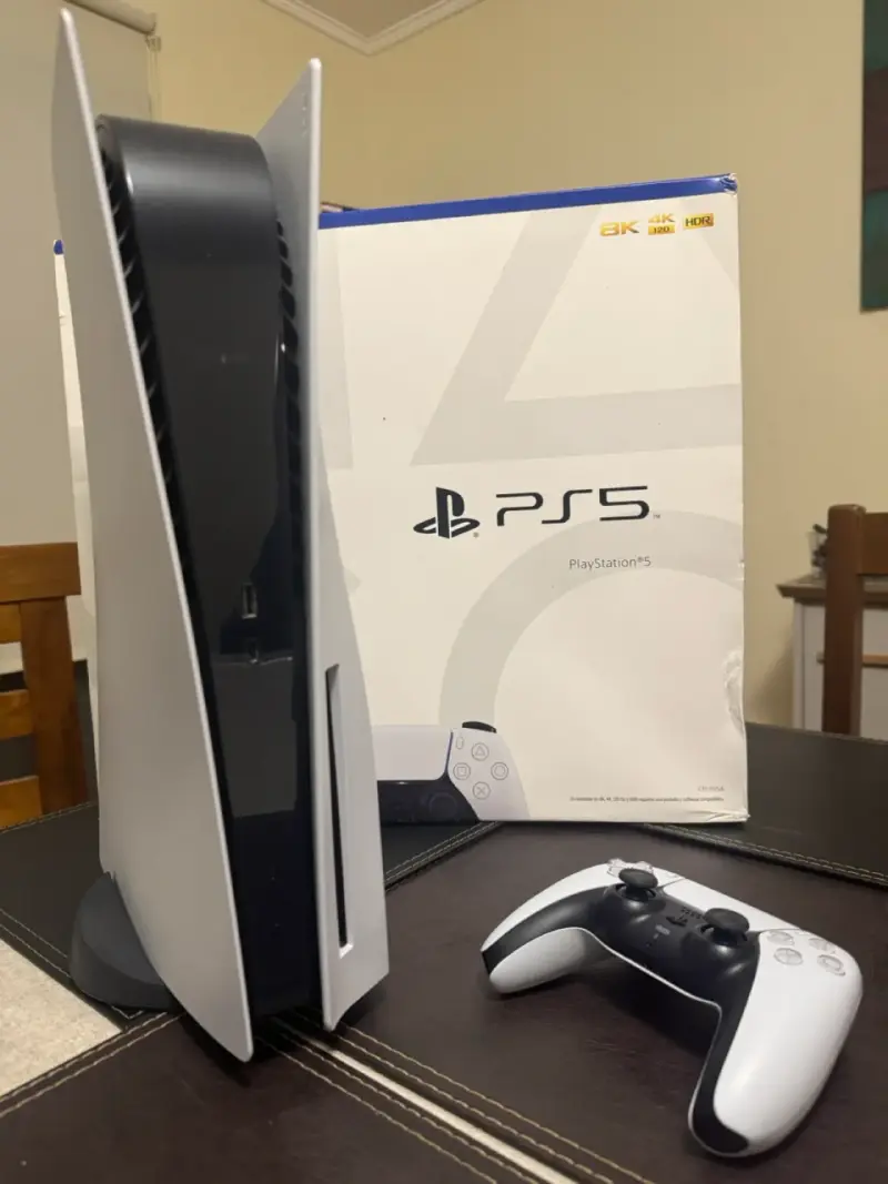 Consola Sony PlayStation 5 con Control DualSense - 1