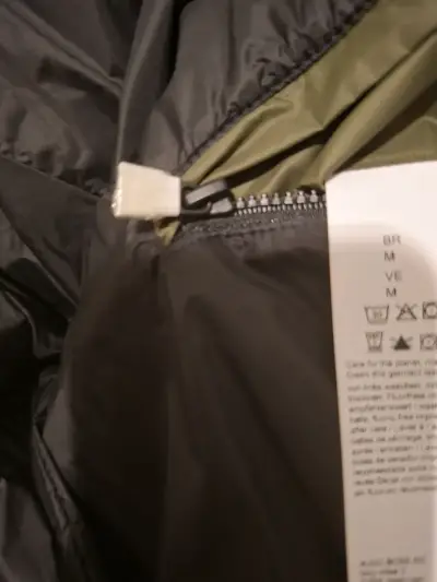 Chaqueta acolchada verde Hugo Boss para hombre - miniatura 2