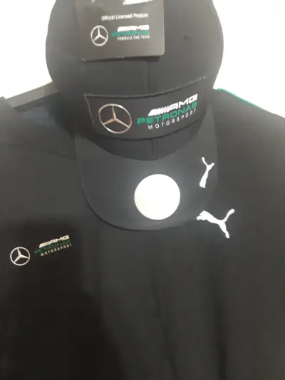 Polera y gorra negra Mercedes AMG Petronas Puma - miniatura 4