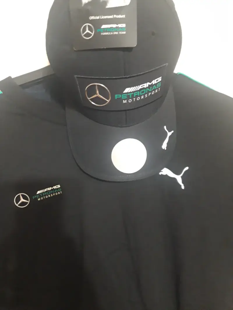 Polera y gorra negra Mercedes AMG Petronas Puma - 5