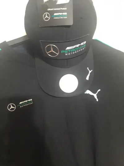 Polera y gorra negra Mercedes AMG Petronas Puma - miniatura 5