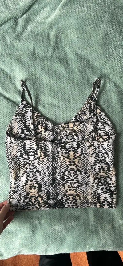 Top con estampado animal print - miniatura 2