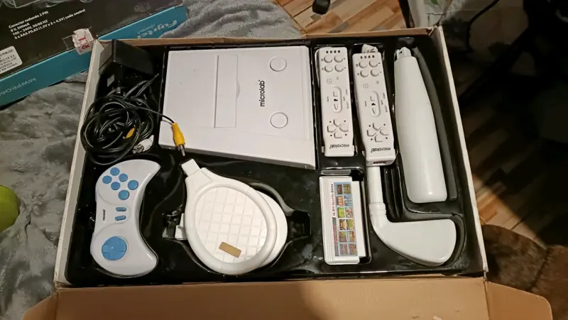 Consols Inalámbrica Microlab con 198 juegos - 2