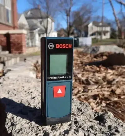 Medidor Láser de Distancia Bosch GLM 20 - miniatura 2
