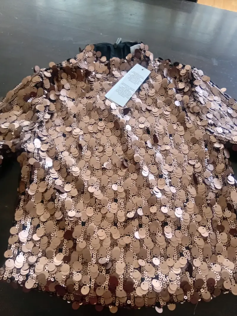 Blusa de lentejuelas doradas para fiesta - 2