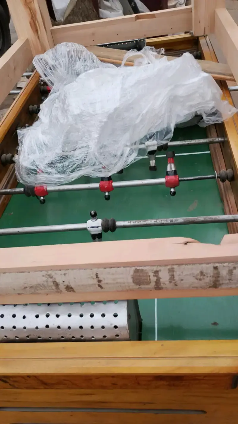 Taca taca de madera usado vienen 6 bolas 30fichas - 4