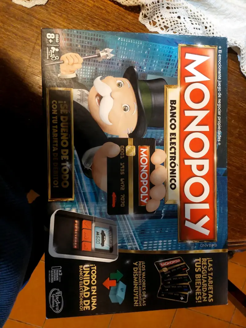 Monopoly Star Wars Mandalorian Edición Especial - 2