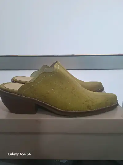 Zuecos de cuero amarillo Exoter con tacón - miniatura 1