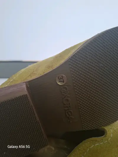 Zuecos de cuero amarillo Exoter con tacón - miniatura 4