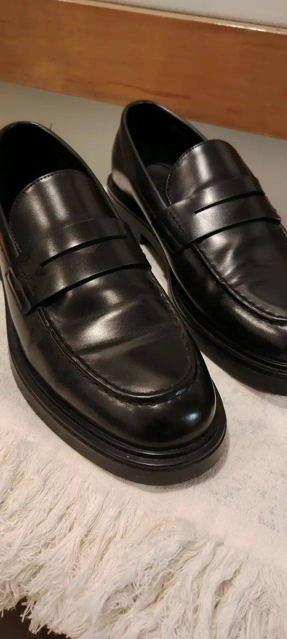 Zapatos de vestir negros para hombre en cuero - 1