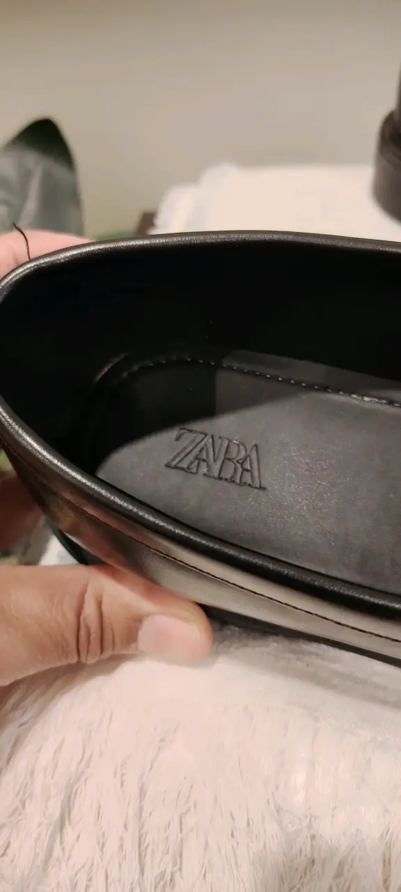 Zapatos de vestir negros para hombre en cuero - 3